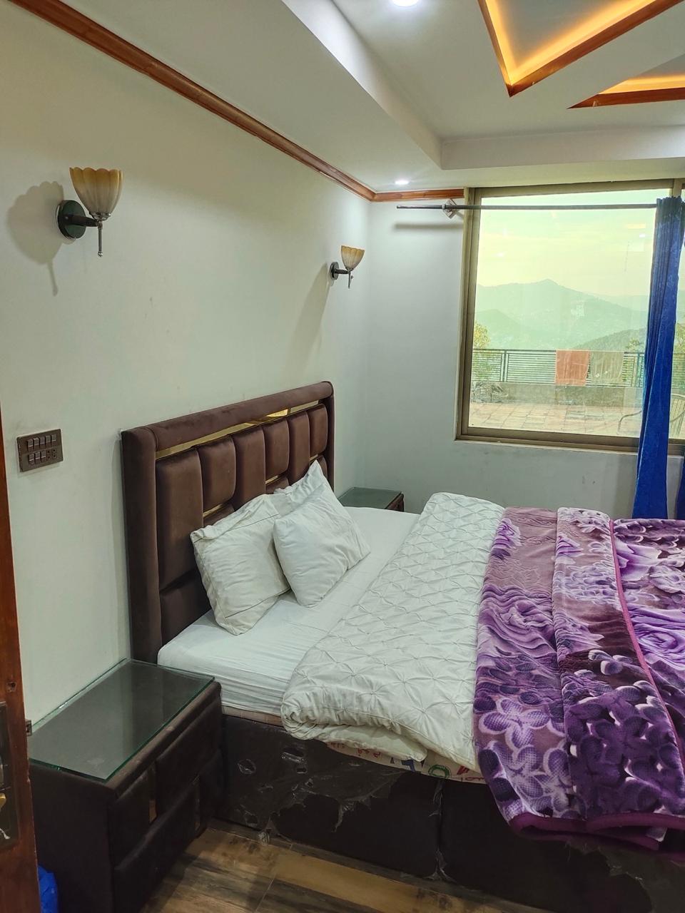 Deluxe Tripplex Bedroom