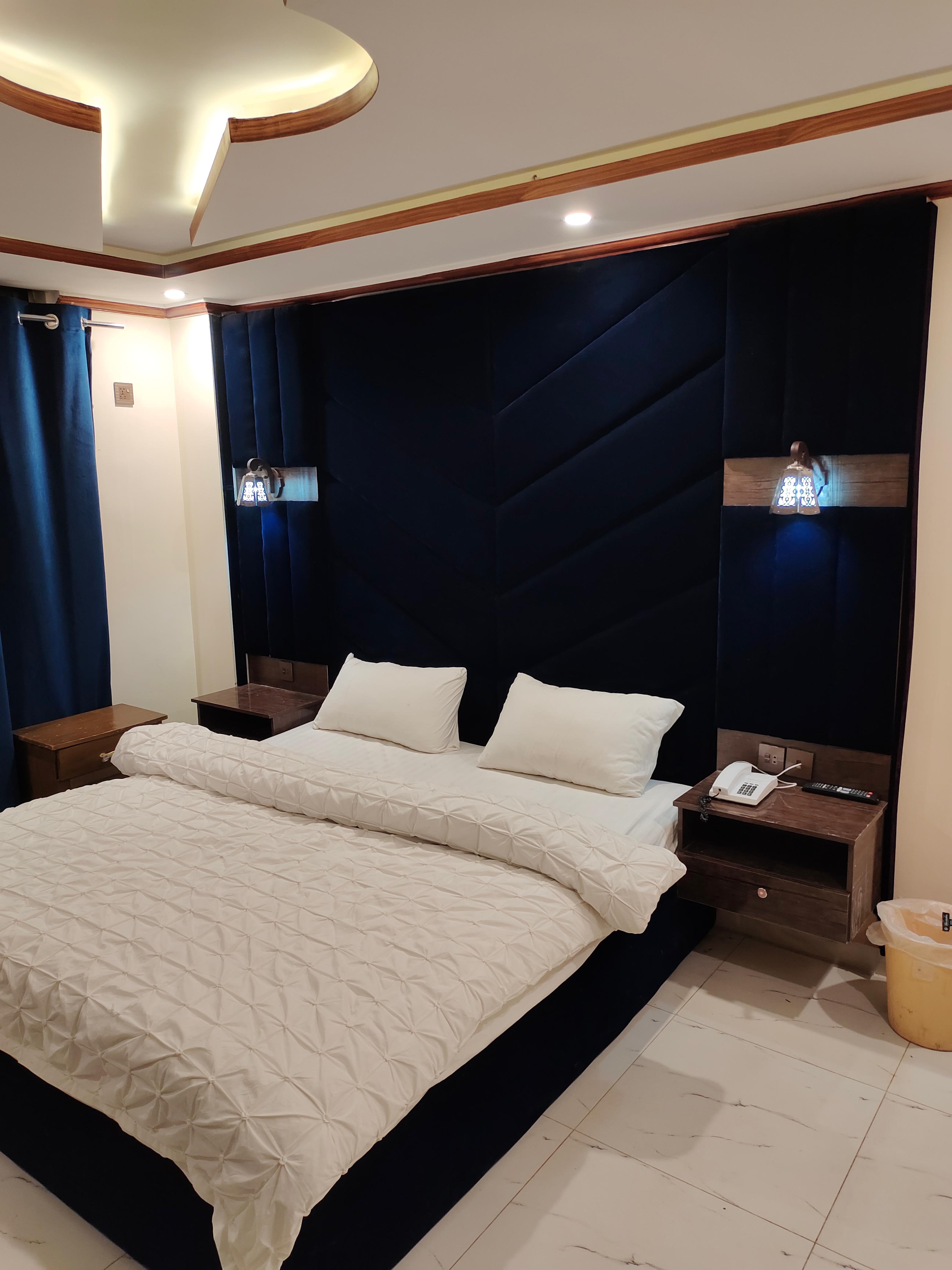 Executive Master Bedroom